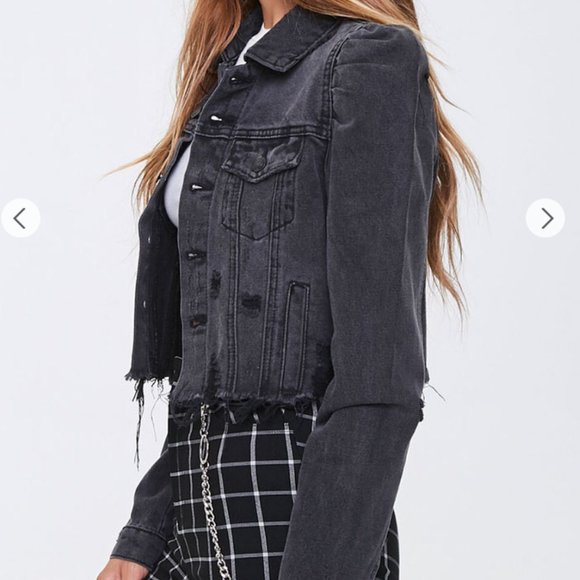 Forever 21 Frayed Puff-Sleeve Denim Jacket Size Small Color Washed Black - Picture 11 of 11